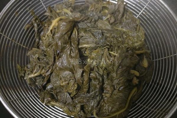 凉拌芝麻叶的做法图解2