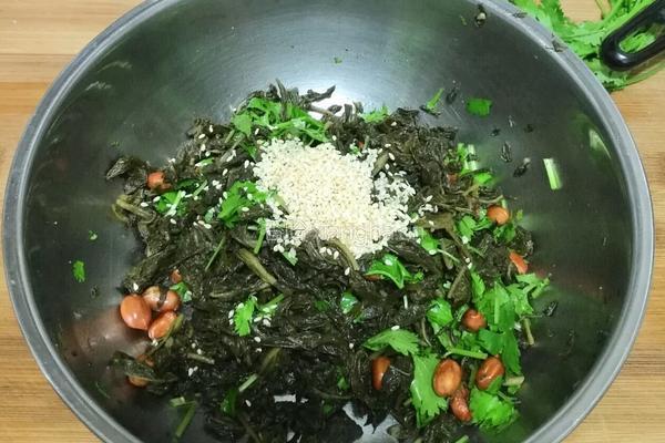 凉拌芝麻叶的做法图解4
