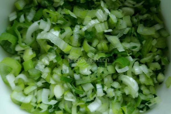 南瓜虾仁水饺的做法图解3