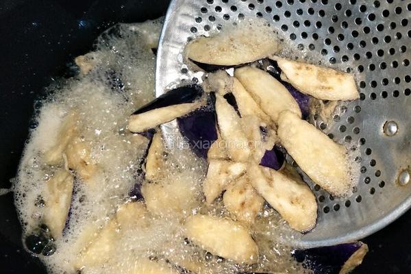 肉沫茄子的做法图解3