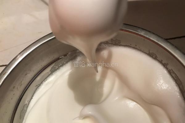 戚风版海绵蛋糕的做法图解5
