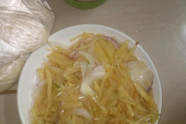 炒土豆丝洋葱的做法图解3