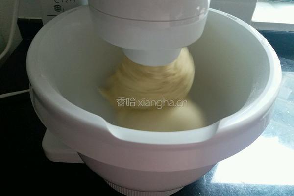 牛奶蛋黄吐司的做法图解4