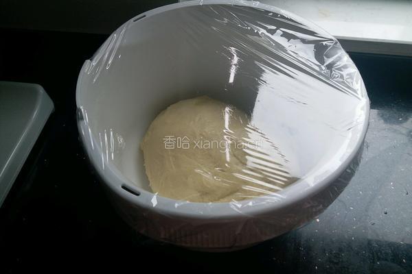 牛奶蛋黄吐司的做法图解6
