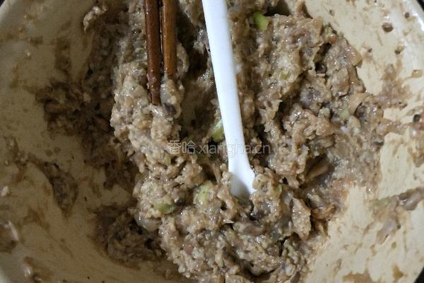 鱼肉鲜虾馄饨的做法图解2