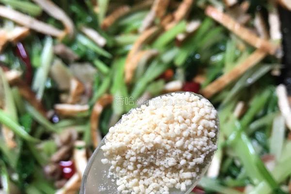 芹菜香干的做法图解10