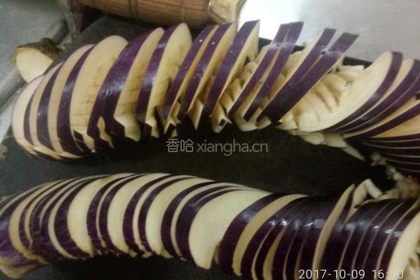 肉末烧茄子的做法图解2