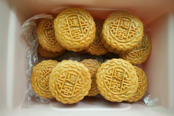 蛋黄莲蓉月饼的做法图解19