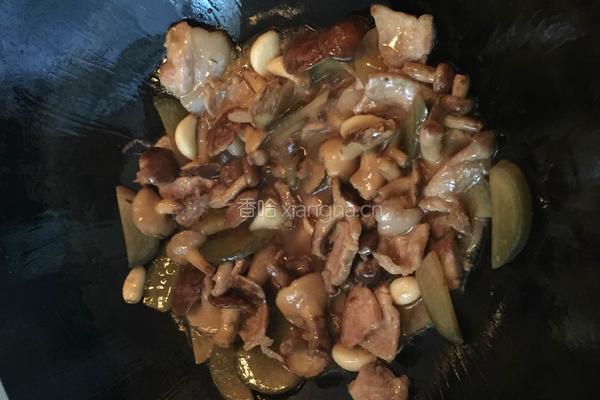 老咸菜炒鲜松蘑的做法图解7