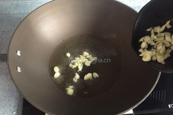 咸蛋黄炒长豆角的做法图解12