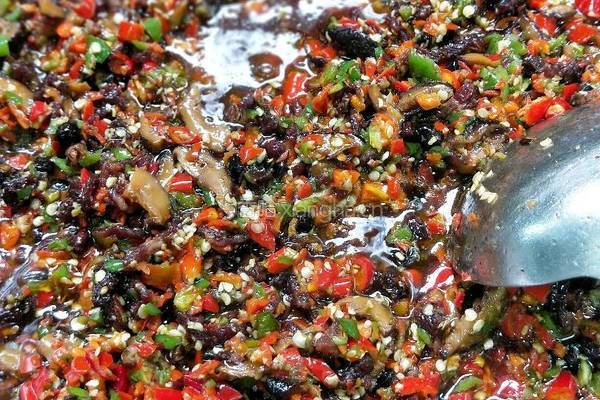 自制麻辣牛肉酱的做法图解12