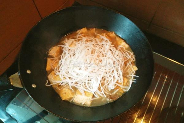 猪肉油炸豆腐烩菜的做法图解7