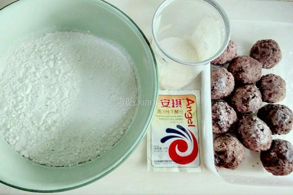 豆沙卷的做法图解1