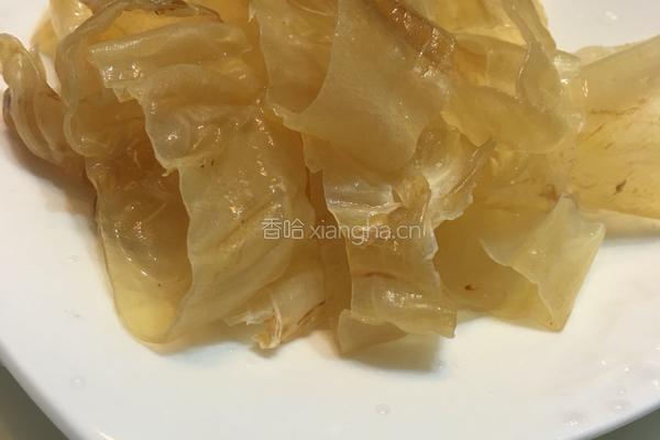 花胶炖奶的做法图解3