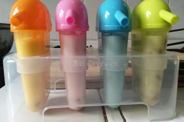 香蕉瓜子雪糕的做法图解3