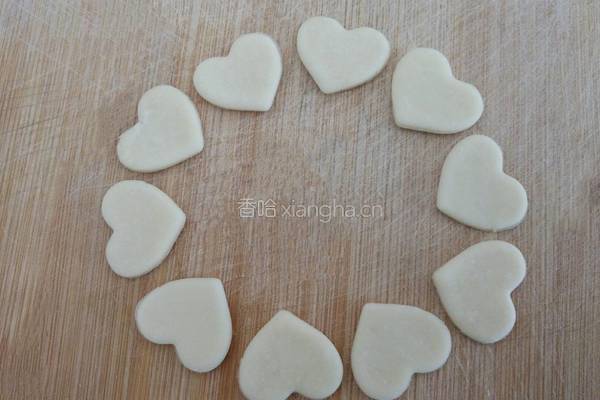 爱心红薯豆沙球的做法图解9