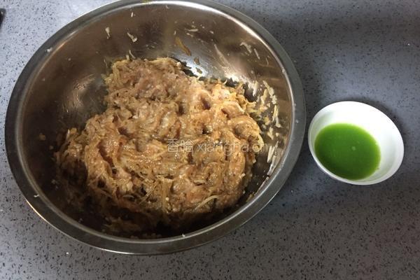南瓜萝卜肉馅饼的做法图解17