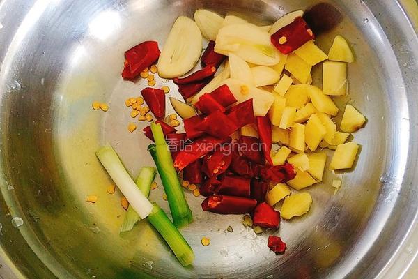 土豆炒肉丝的做法图解2