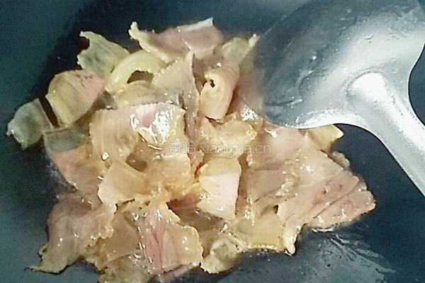 腊肉炒小白菜的做法图解3