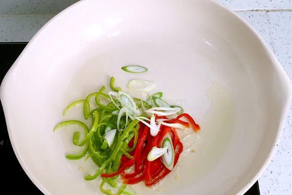 辣炒绿豆芽的做法图解2