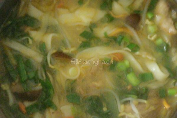 鸡腿菌菇砂锅面的做法图解8