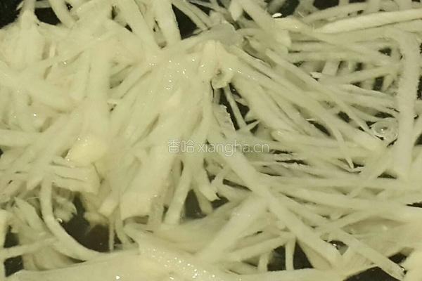 砂锅豆腐丸子萝卜丝汤的做法图解4