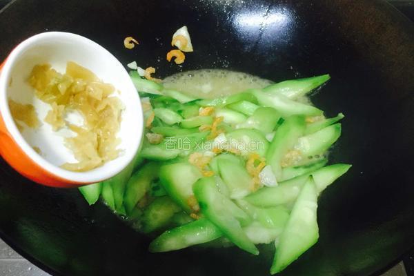 虾仁干冬菜炒丝瓜的做法图解9