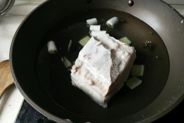 蒜泥白肉的做法图解3