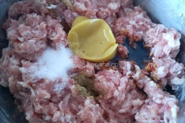 猪肉芹菜馅饼的做法图解5