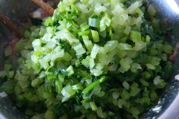 猪肉芹菜馅饼的做法图解10