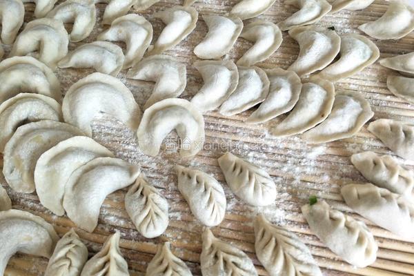 韭菜鸡蛋馅饺子的做法图解11