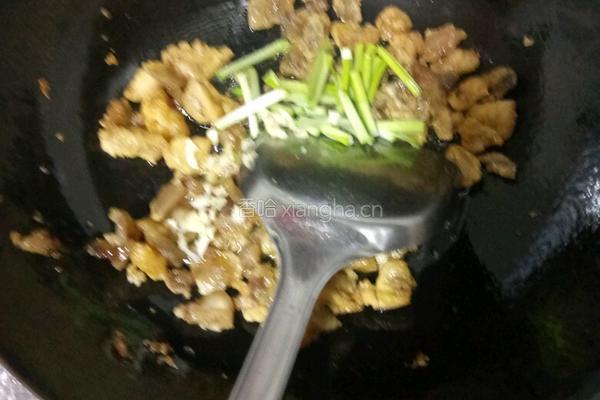 油渣炒空心菜根的做法图解5