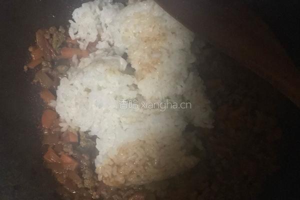 番茄牛肉芝士焗饭的做法图解5