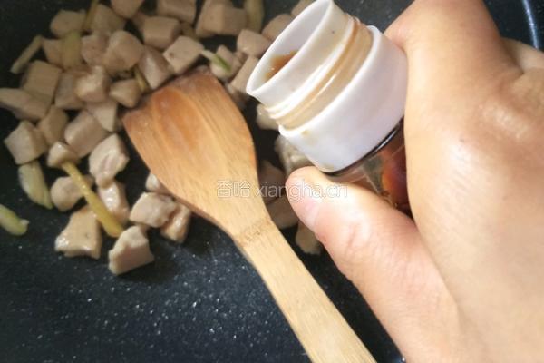 彩椒鸡丁的做法图解8