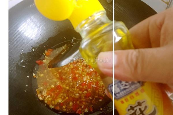 蒜蓉双椒金针菇的做法图解7