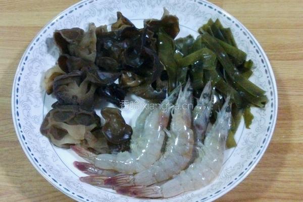 海带鲜虾面的做法图解2