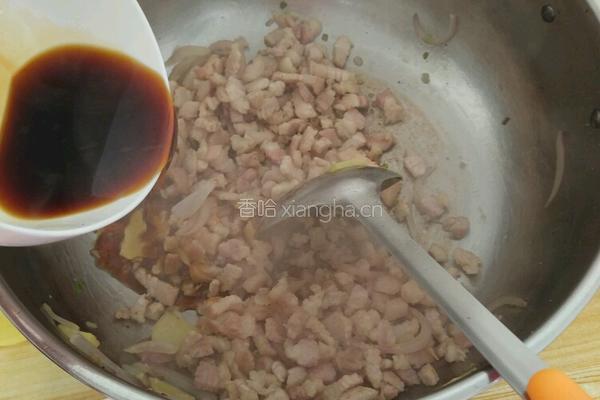 红烧肉丁的做法图解5
