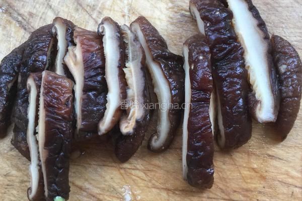咖喱蘑菇面的做法图解2