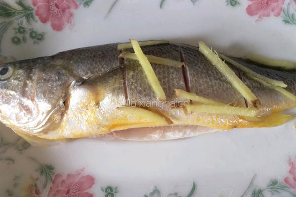 红烧黄花鱼的做法图解3
