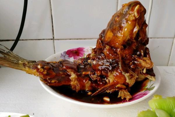 糖醋鲤鱼的做法图解5