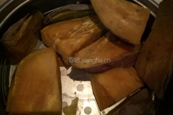红薯豆沙糕的做法图解1