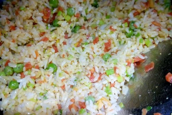 黄金炒饭的做法图解9