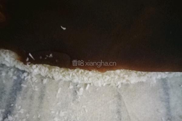 红豆沙馅椰蓉卷的做法图解3