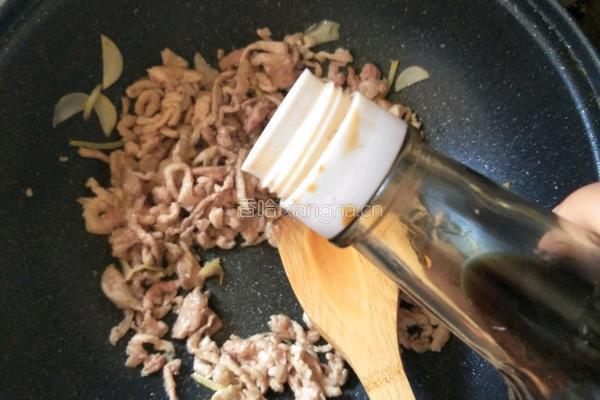 彩椒炒瘦肉的做法图解7
