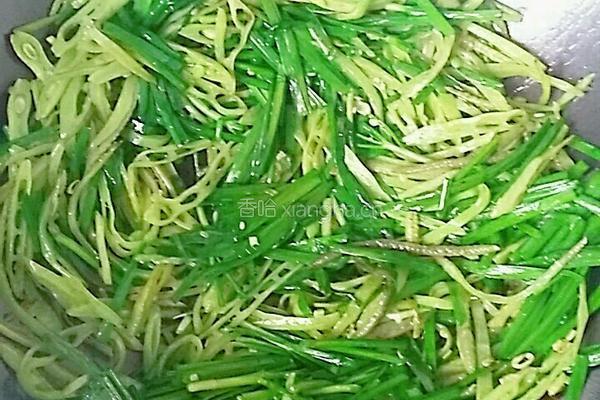 韭菜炒扁豆丝的做法图解4