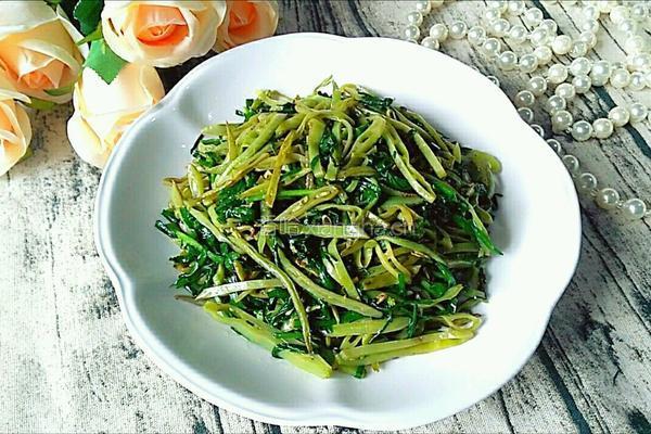 韭菜炒扁豆丝的做法图解6