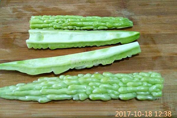 清炒苦瓜的做法图解4