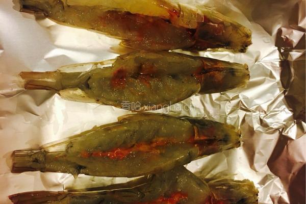 nana香浓芝士烤大虾的做法图解2