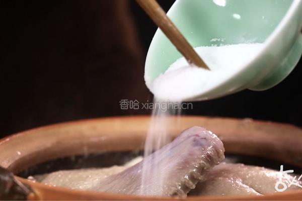 经久不衰的红楼养生大菜 —— 滋阴暖胃的酒酿蒸鸭的做法图解2