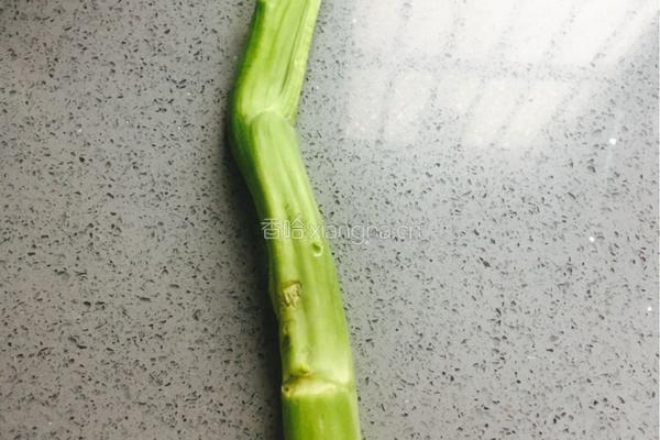 凉拌棒菜的做法图解1
